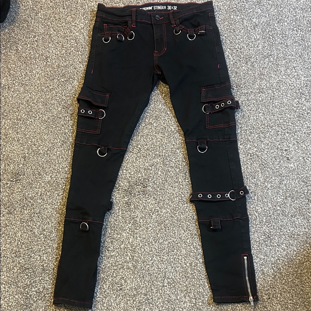 Hot Topic Black Cargo Skinny Pants with Red Stitching & Rings